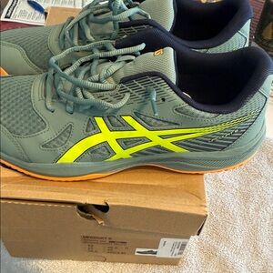 ASICS up Court6  Men's volleyball, Green and Neon Yellow Athletic Shoes